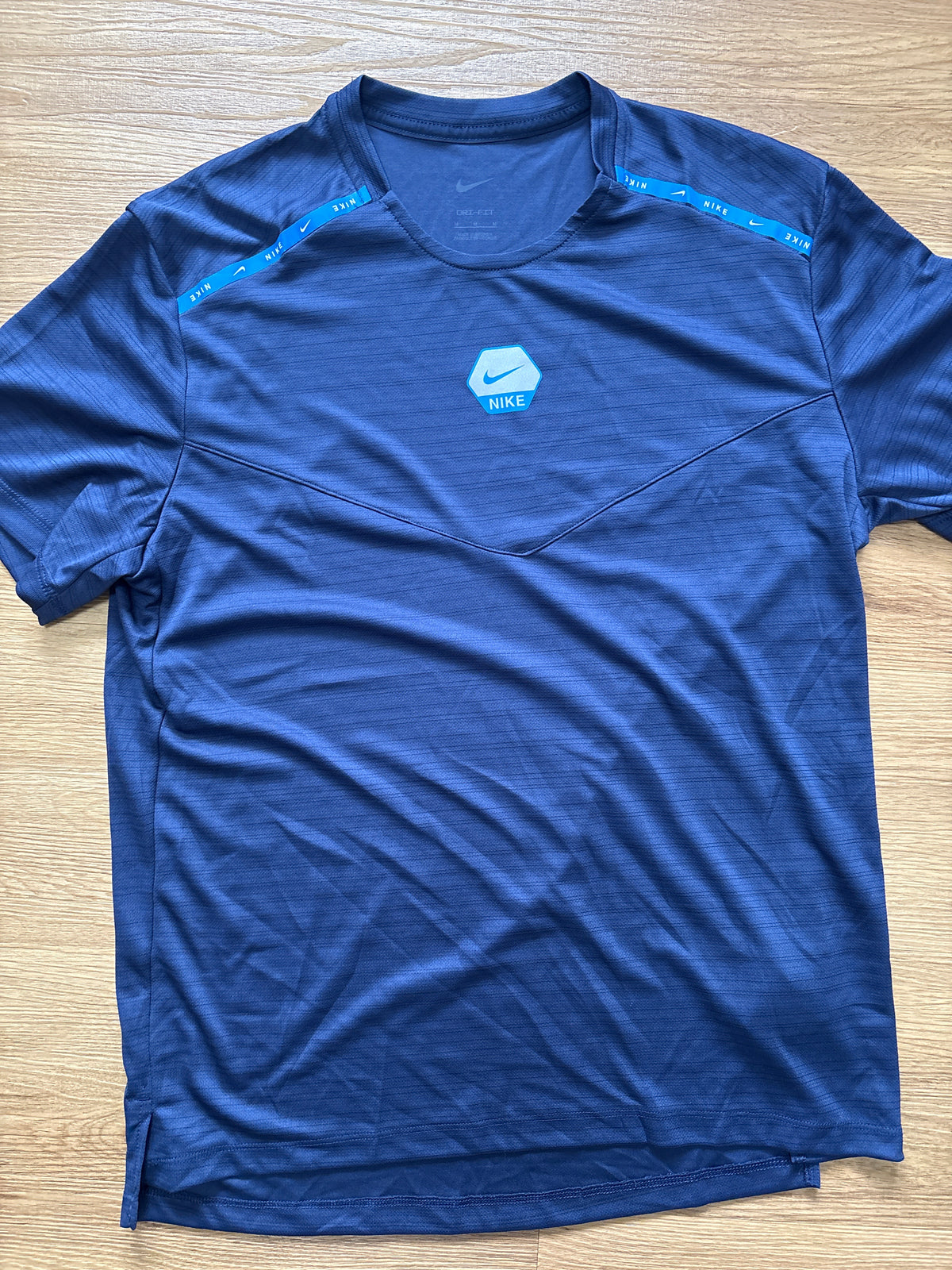 Nike Trainingsshirt, Größe M in blau