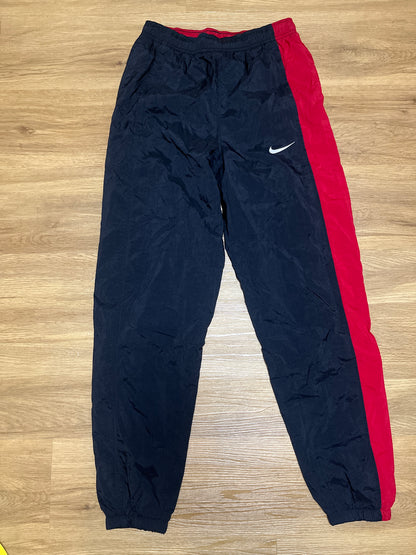 Nike T90 Hose, schwarz/rot, Größe wählbar