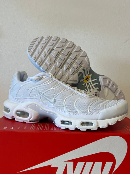 Nike Air Max Plus TN in weiss, Größe wählbar