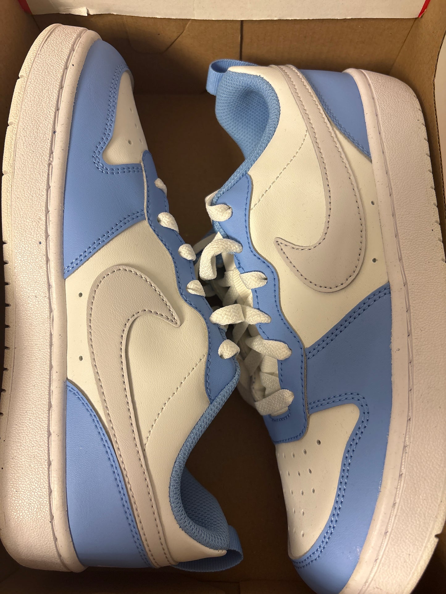 Nike Court Borough Low Recraft in weiss/hellblau, Größe 38,5