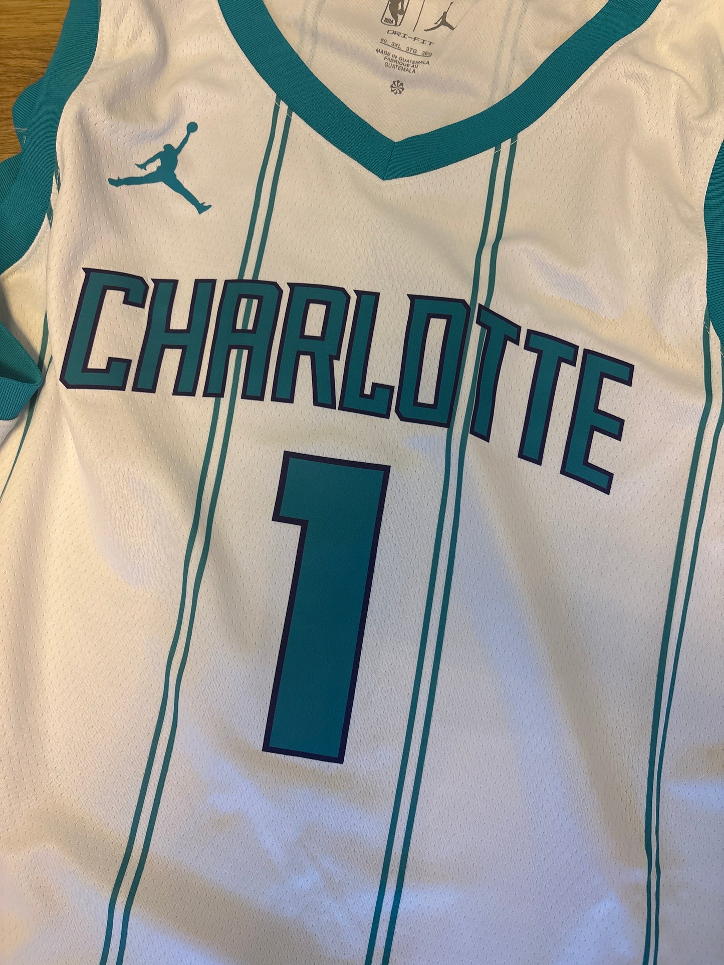 Nike NBA Trikot Charlotte Hornets, weiss/türkis, Größe XXXL