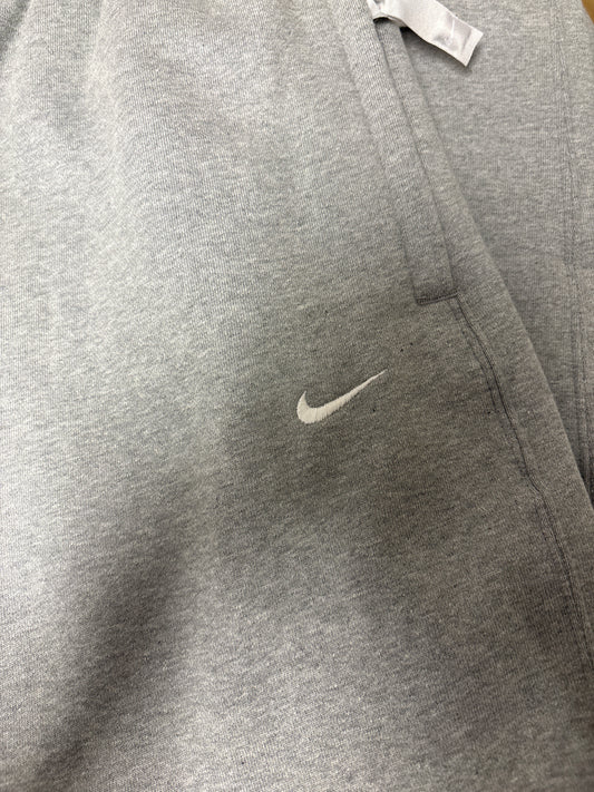 Nike Jogginghose in grau, Größe M