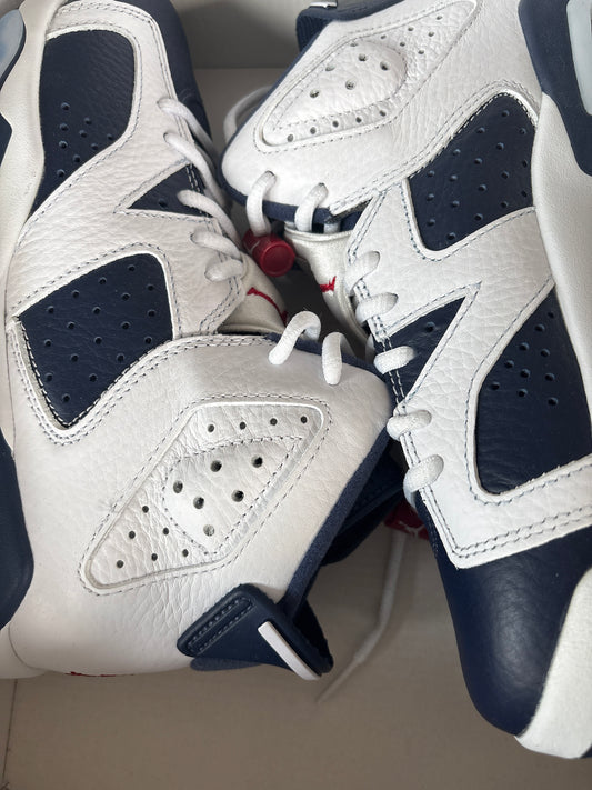 Nike Jordan 6 Retro in weiss/blau, Gr. 37,5