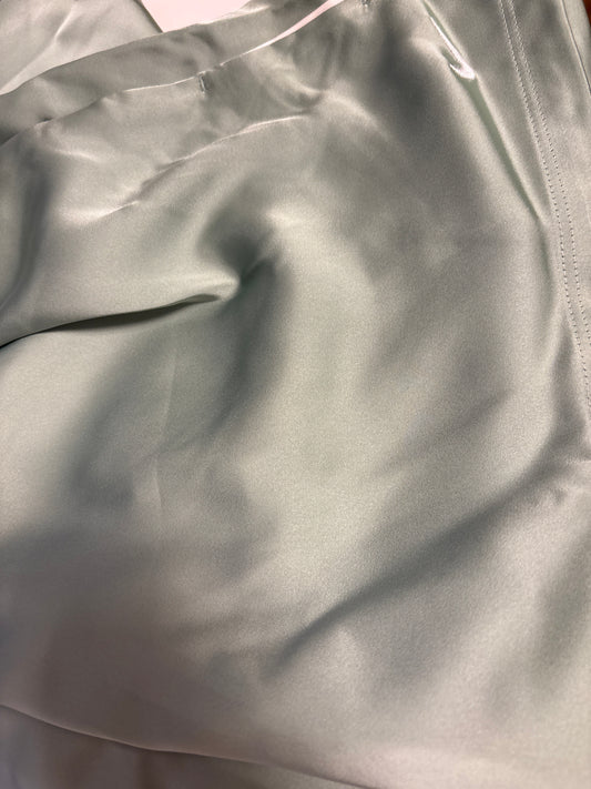 Nike kurze Hose Damen, grünton, Größe wählbar