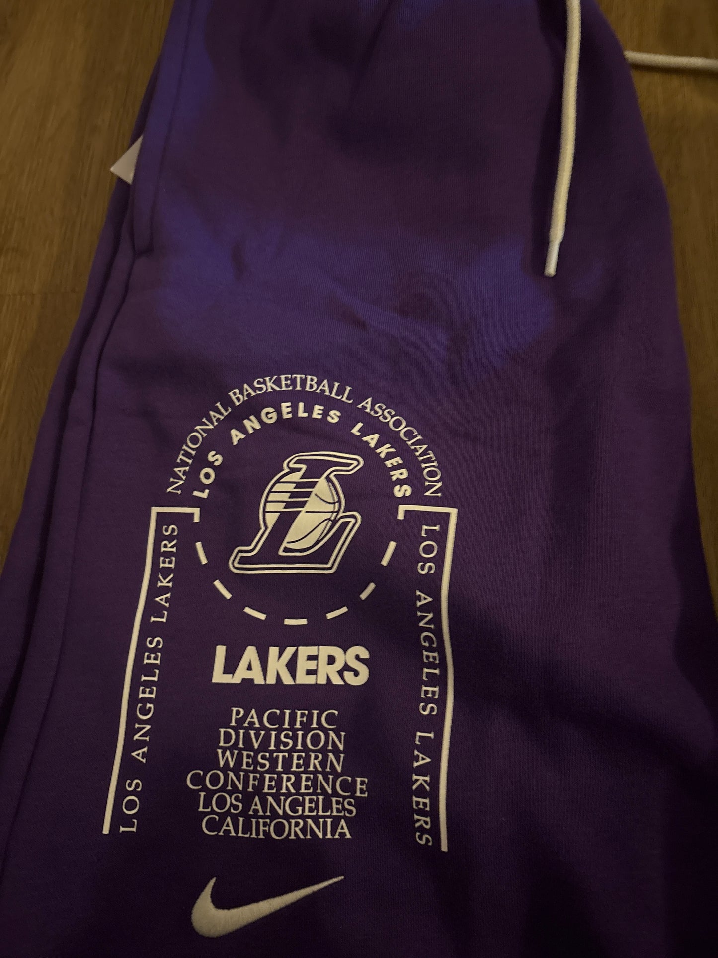 Nike kurze Hose Los Angeles Lakers, lila, Größe wählbar