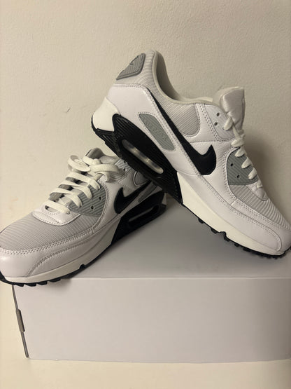 Nike Air Max 90 schwarz/weiss/grau, Größe 45,5