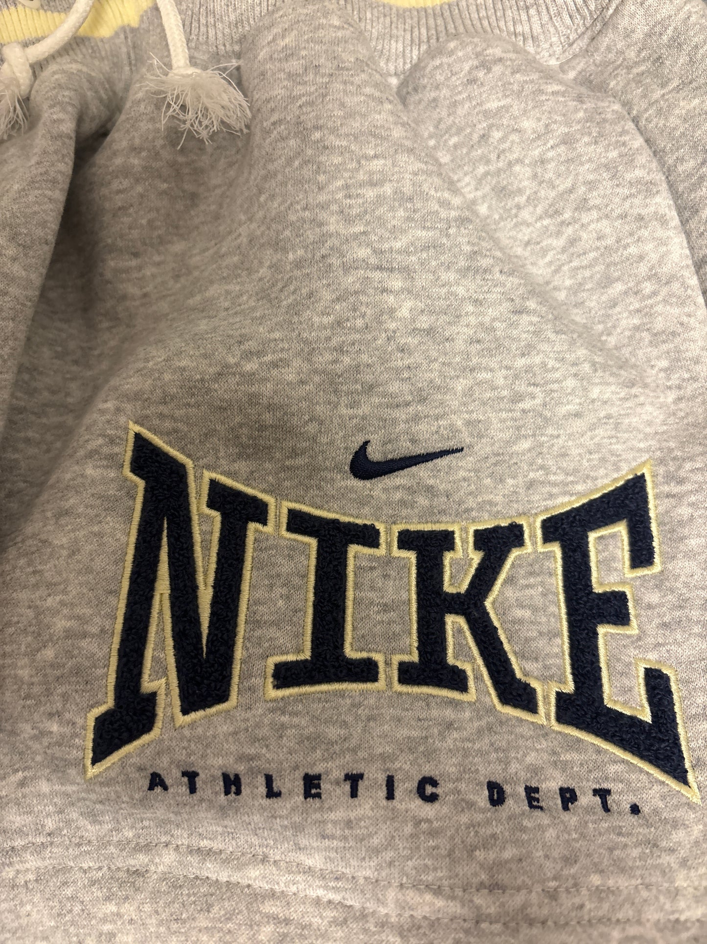 Nike Damen kurze Hose, Größe XS