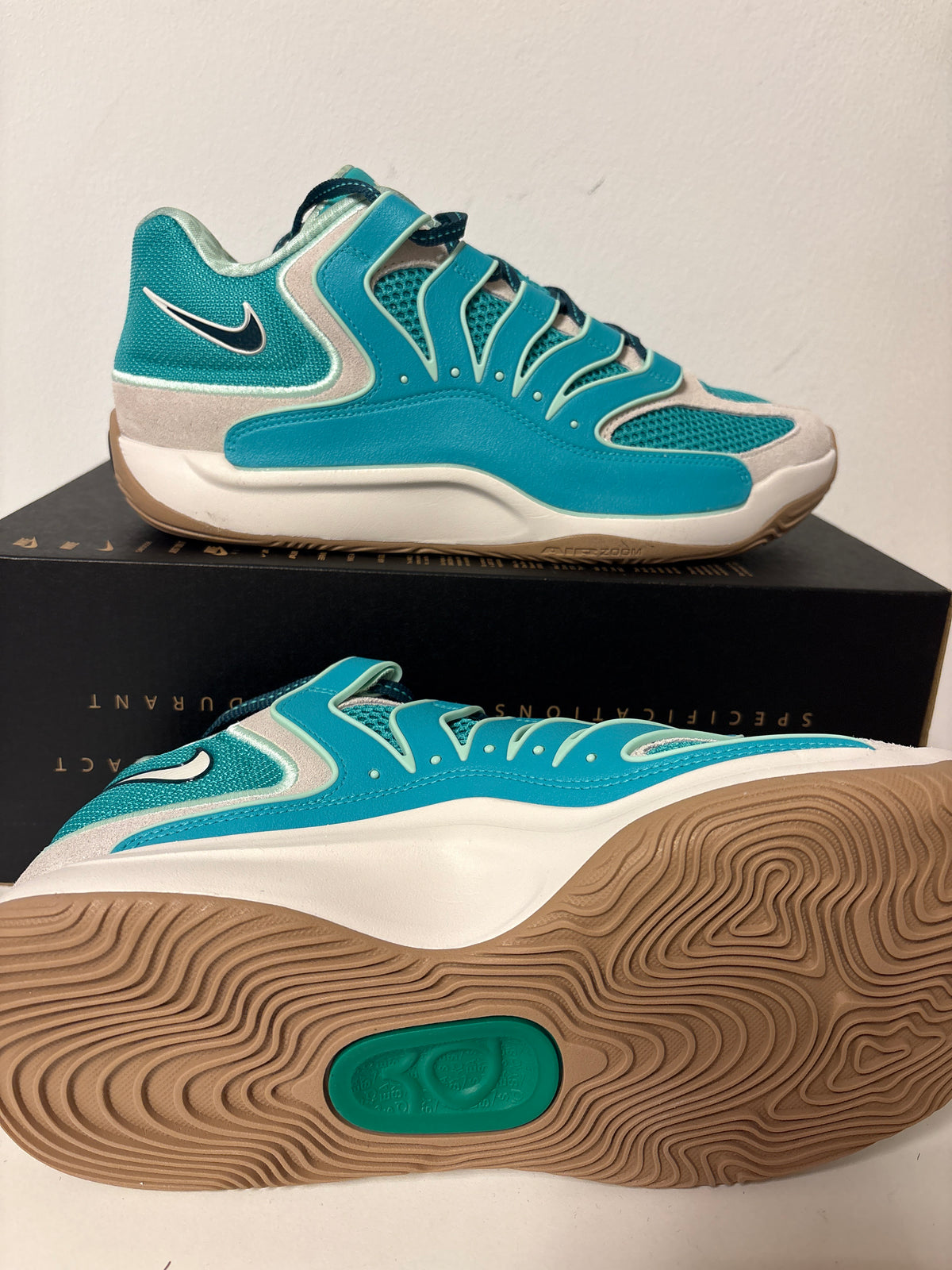 Nike KD18, türkis/weiss/braun, Größe wählbar