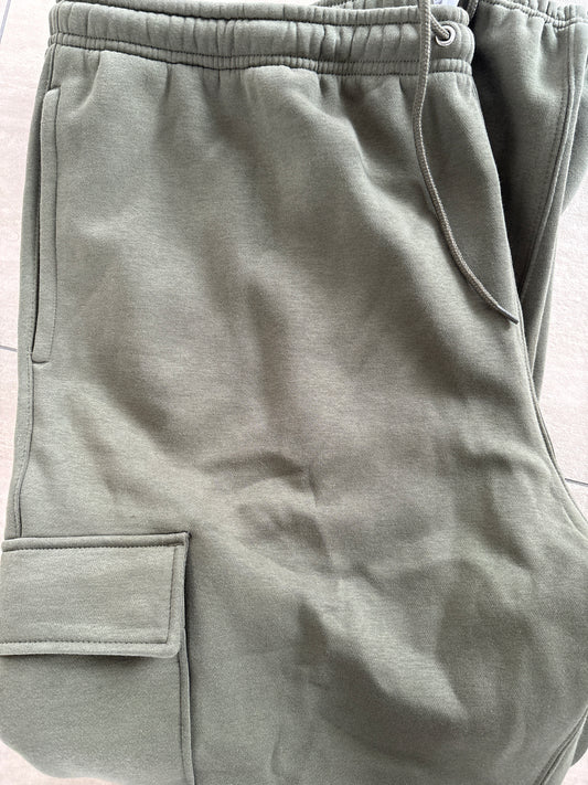 Nike Cargo Jogginghose in dunkelgrün, Größe wählbar