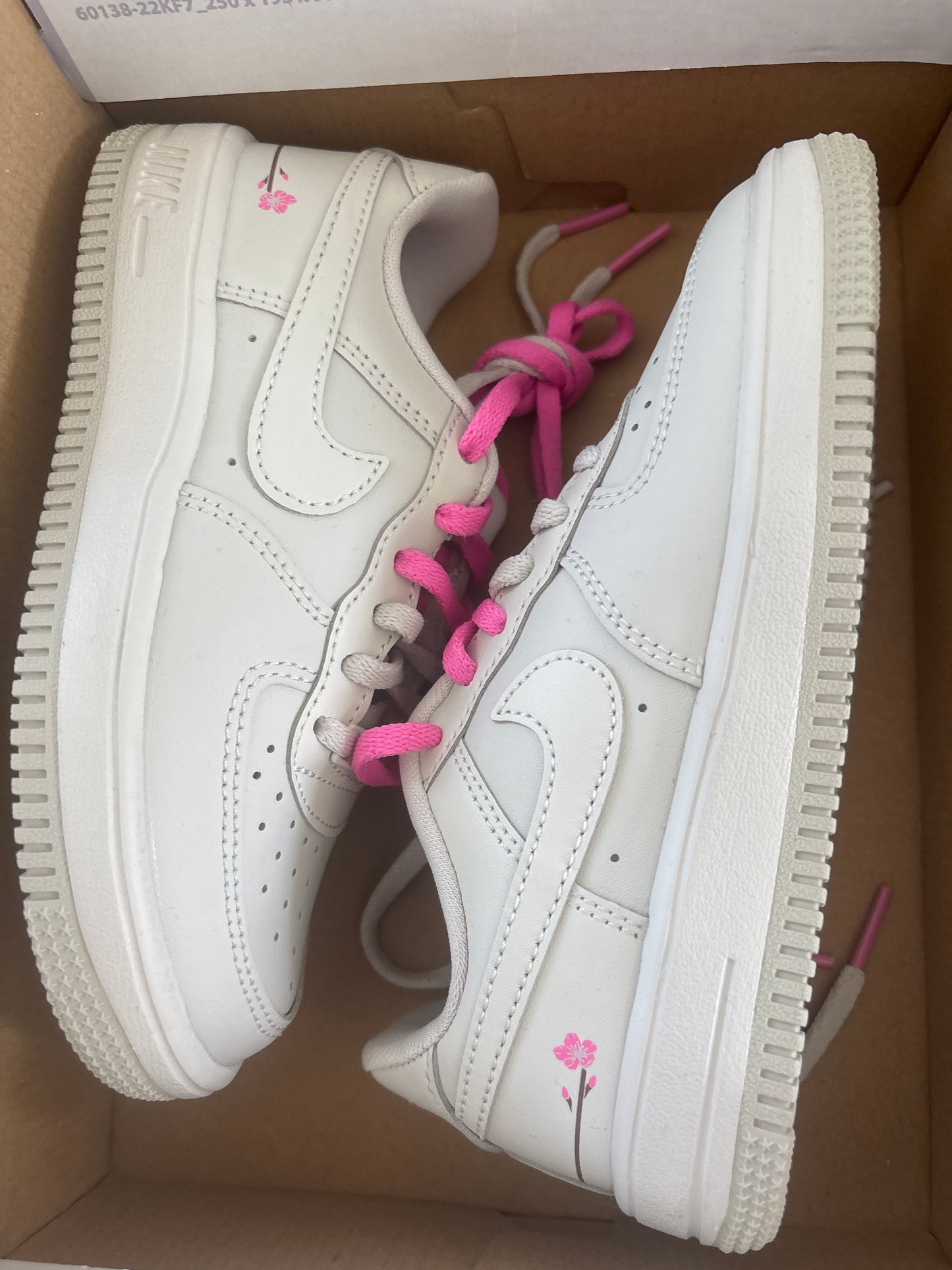 Nike Air Force 1 grau/Muster, Größe 30
