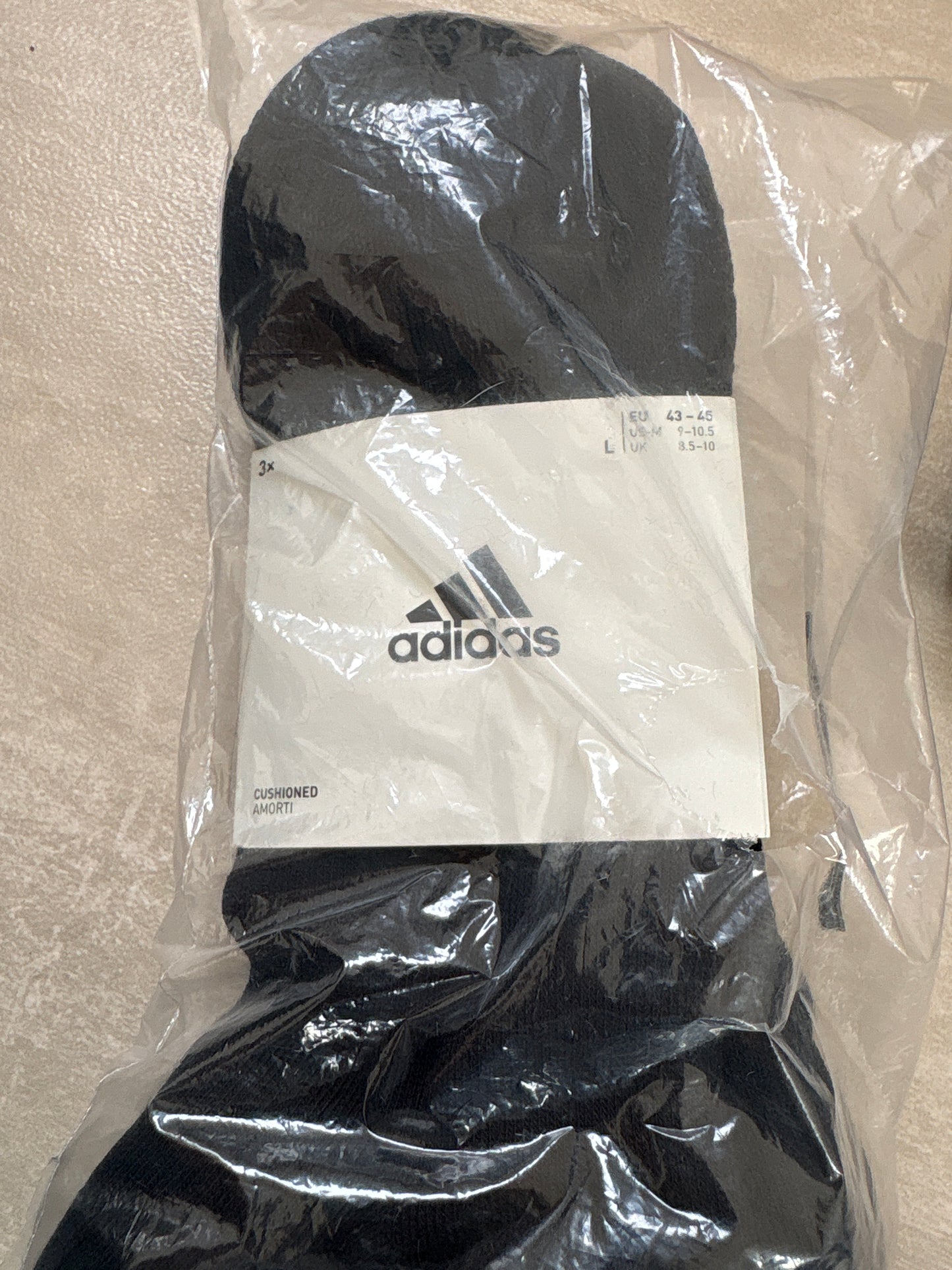 Adidas kurze Socken, 3er Pack in schwarz, Größe 43-45