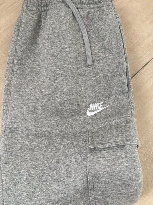 Nike Cargo Jogginghose in grau, Größe wählbar