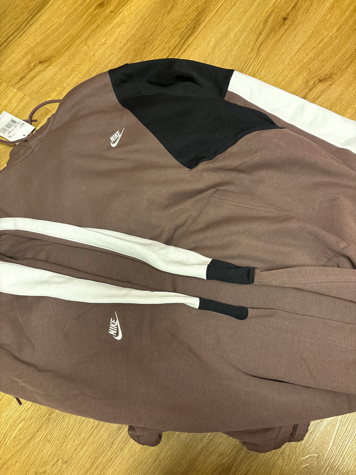 Nike Anzug in braun/weiß/schwarz, Größe XXL