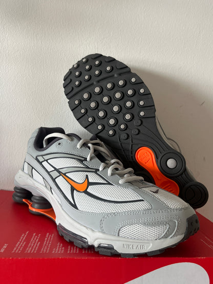 Nike Shox Ride 2 in weiß/grau/orange, Größe 44,5