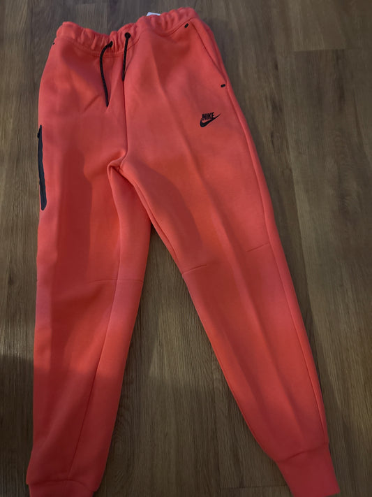 Nike Kinder Techhose in pink , Größe L