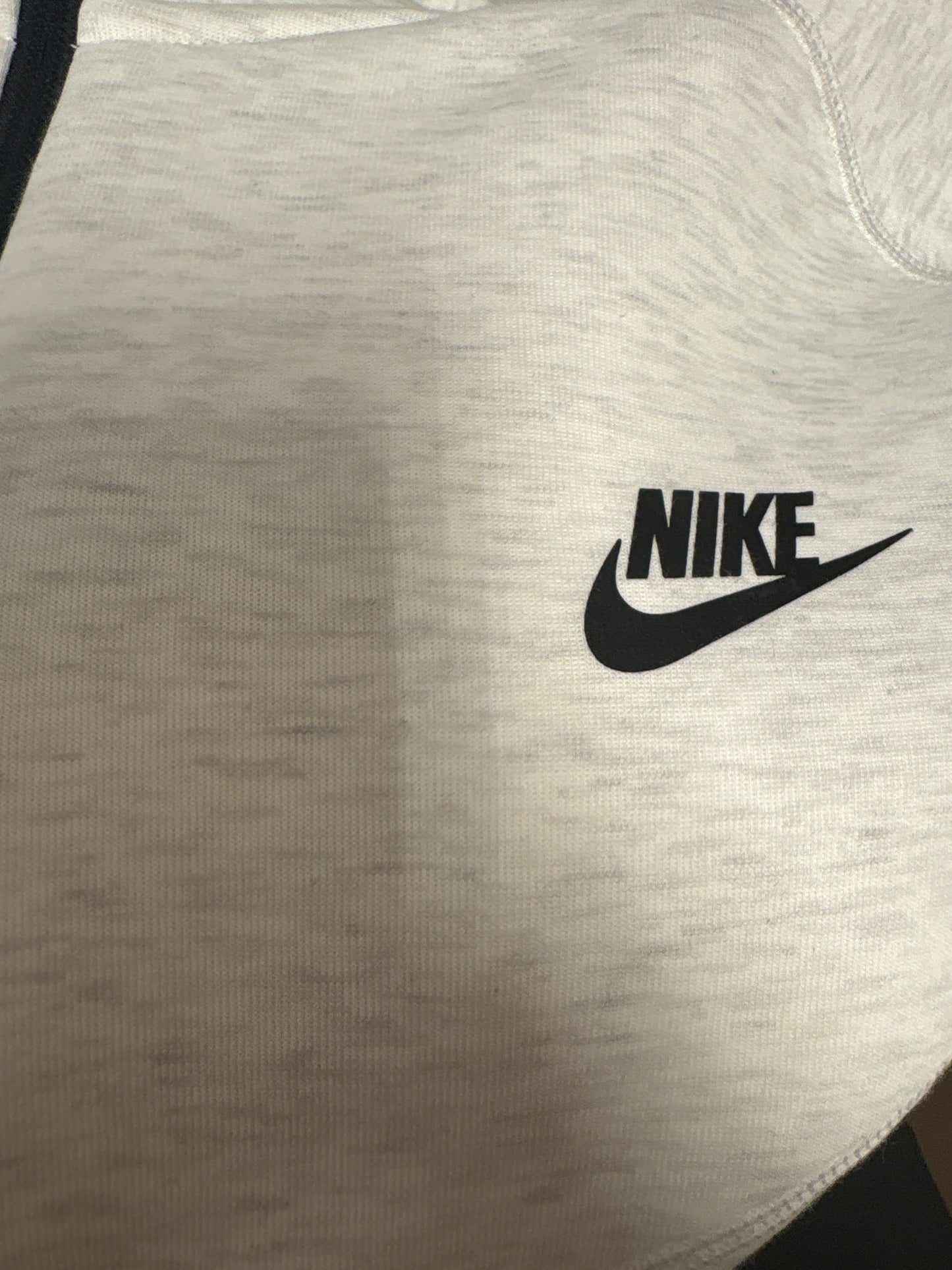 Nike Techjacke, weiss/schwarz, Größe wählbar