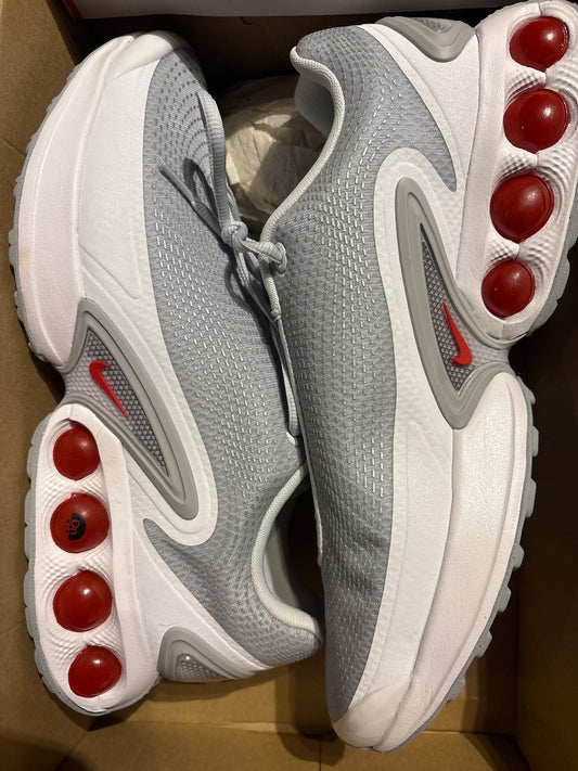 Nike Air Max DN in grau/weiss/rot, Gr. Wählbar