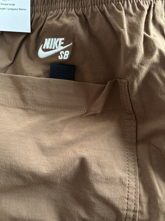 Nike SB kurze Jordan Hose, braun, Größe wählbar