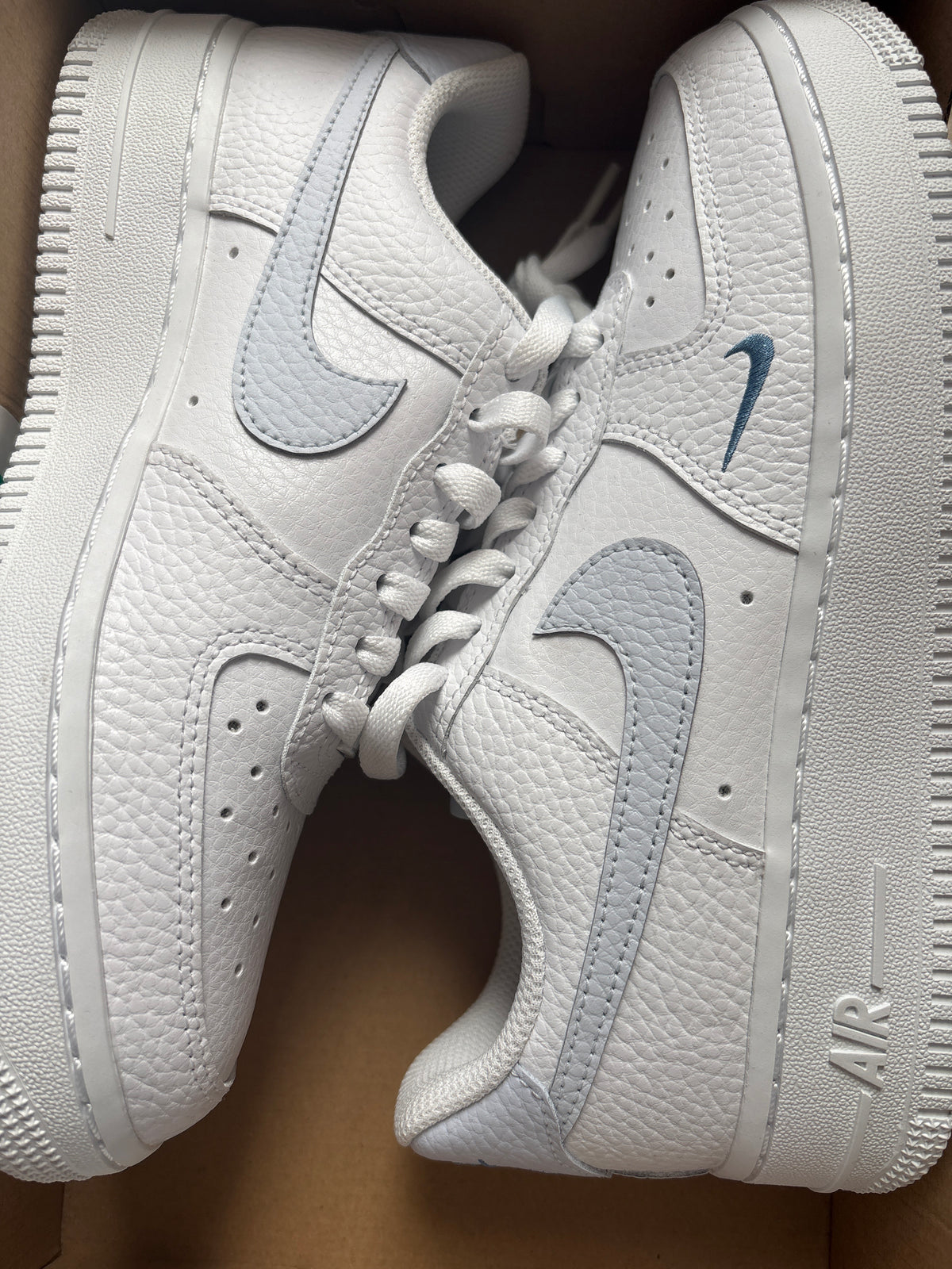 Nike Air Force 1 in Größe 36