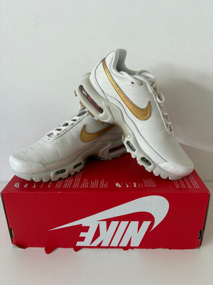 Nike Air Max Plus TN weiss/gold Gr. 36