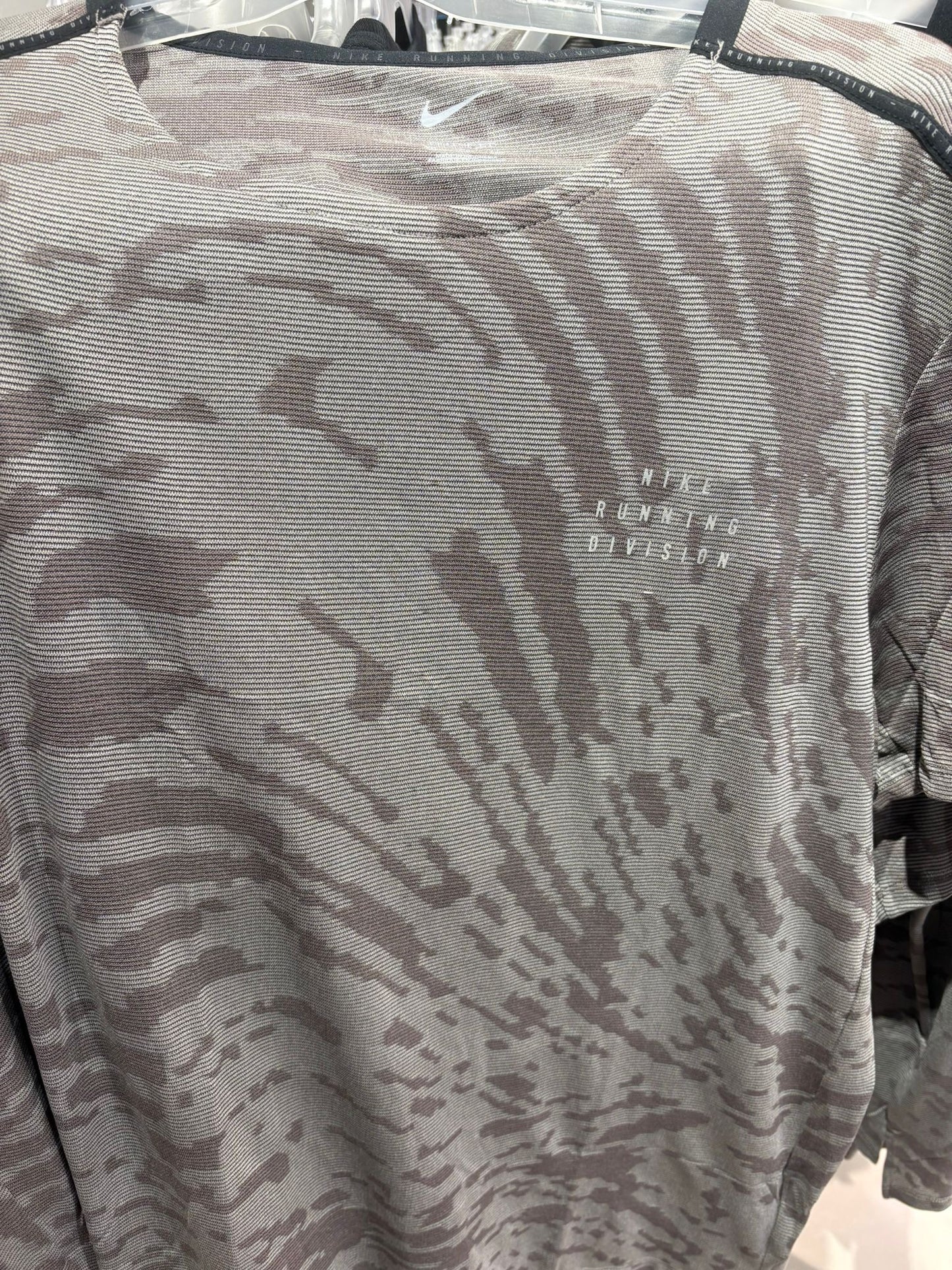 Nike Laufshirt, Größe XL in grau