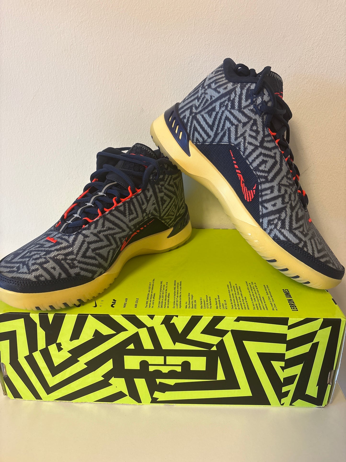 Nike Lebron NXXT Genisus, in beige/blau/grau, Größe wählbar