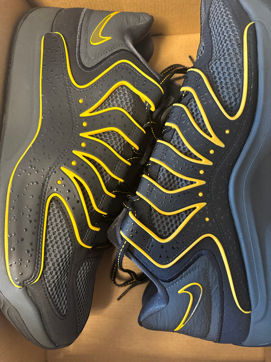 Nike KD18, Größe wählbar in schwarz/gelbgold