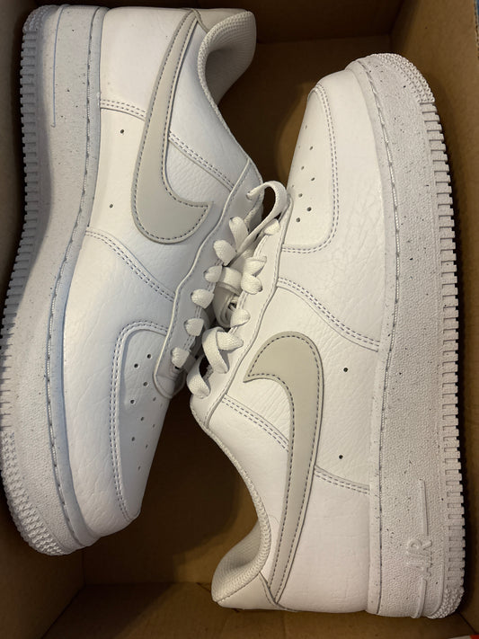 Nike Air Force 1, weiss/grau in Größe wählbar