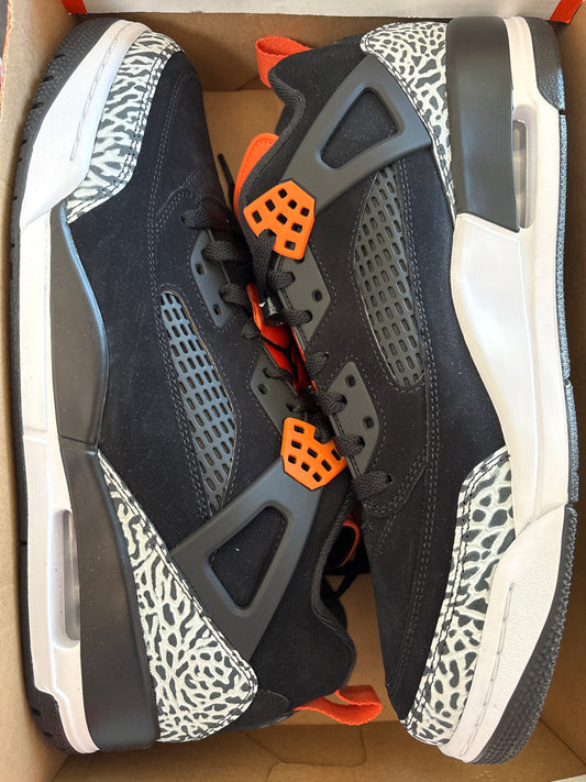 Nike Jordan Spizike Low, in schwarz/orange/grau Muster, Größe 46