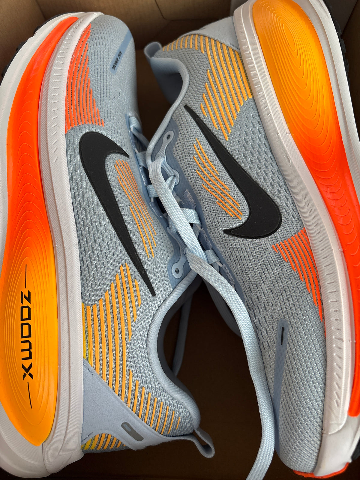 Nike Vomero 18, Größe 41