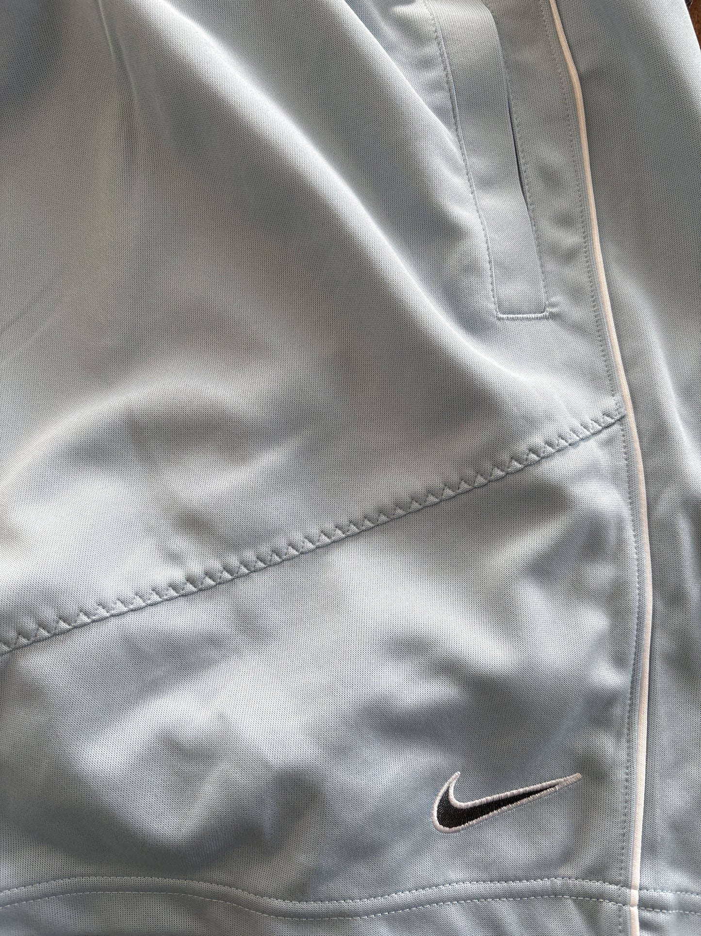 Nike kurze Hose, hellblau, Größe wählbar