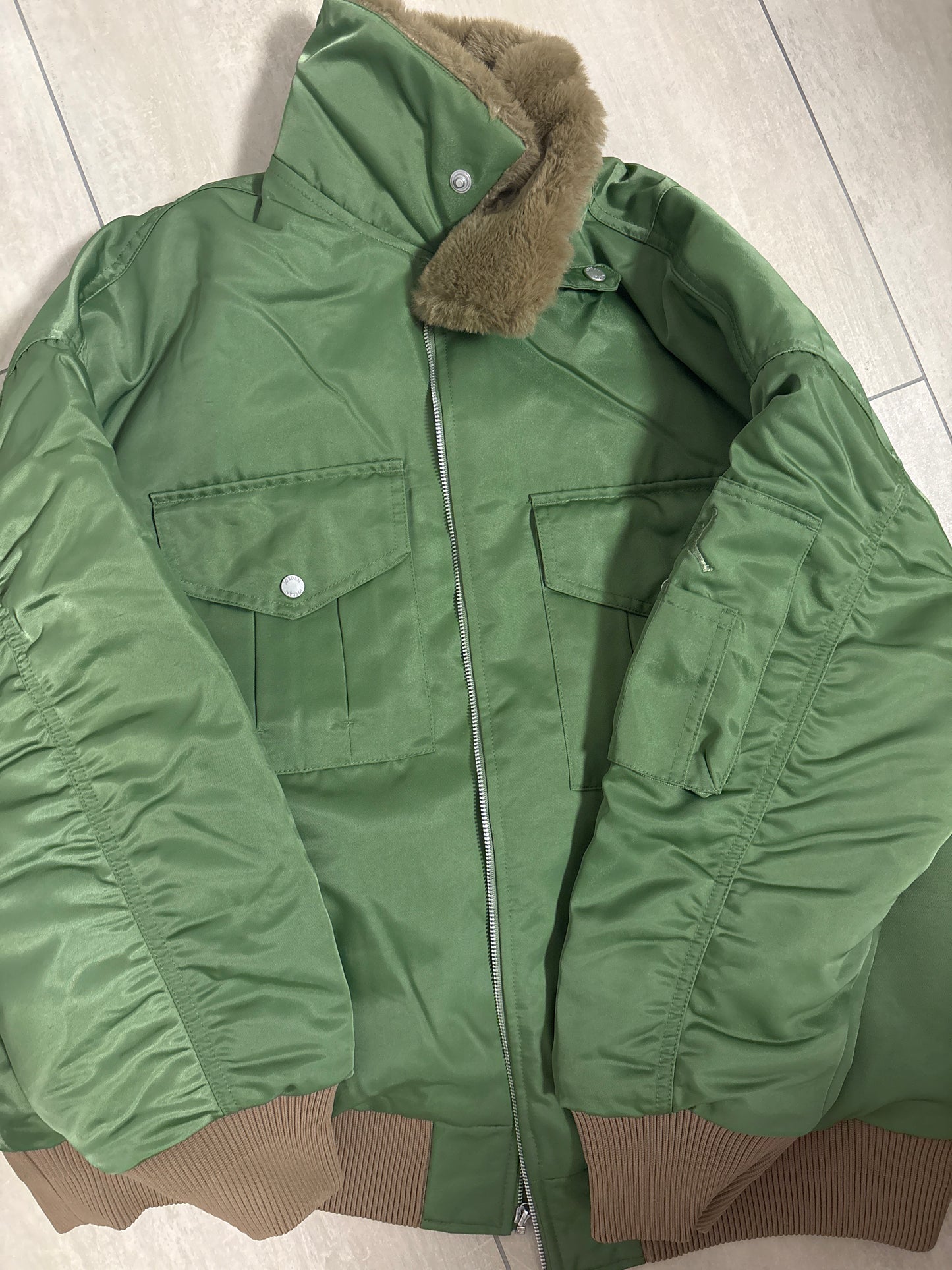 Nike Jordan Jacke dunkelgrün Pelz, Größe wählbar