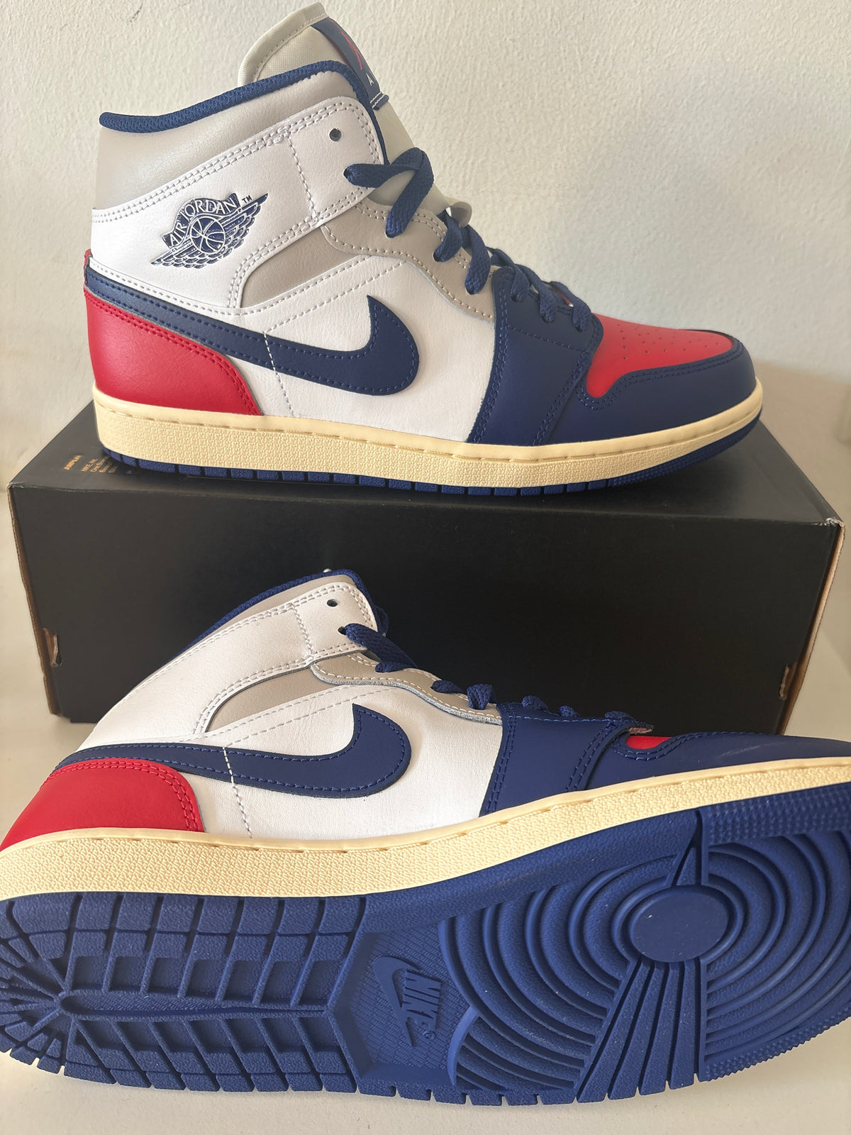 Nike Air Jordan 1 MID in rot/blau/weiss, Größe wählbar