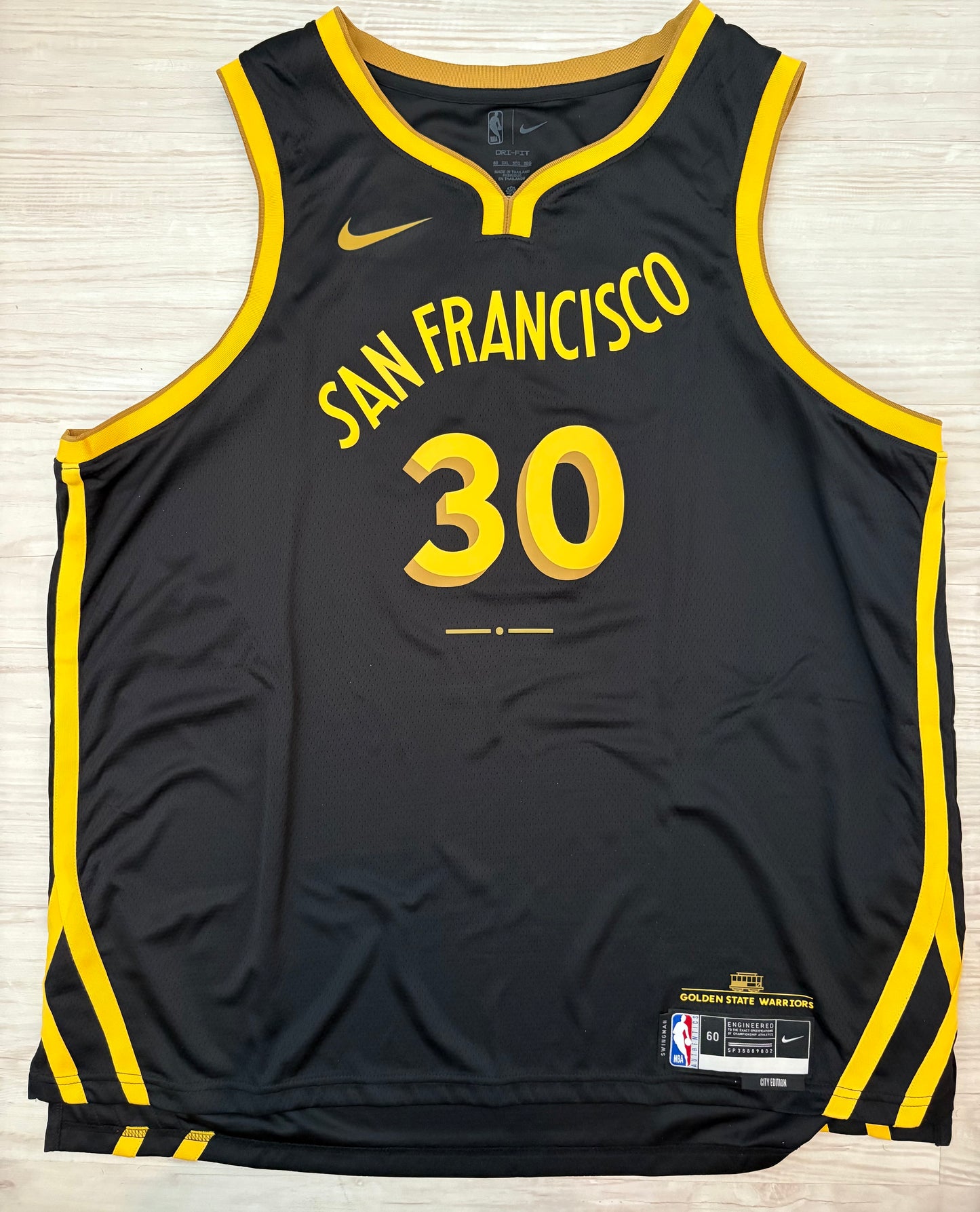 Nike NBA Trikot Golden State Warriors, Größe XXL in schwarz/gold