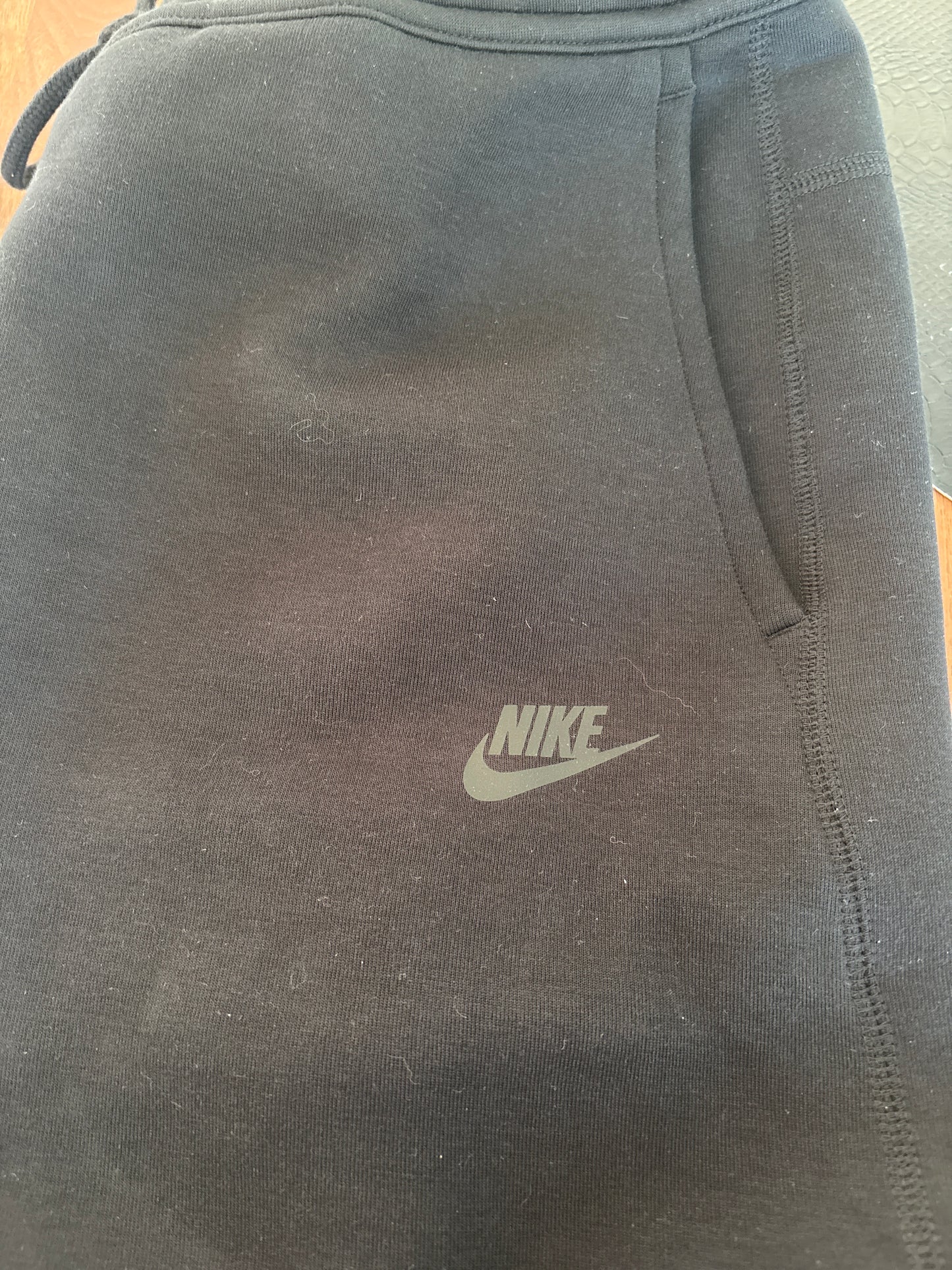 Nike Techhose in schwarz, Größe L