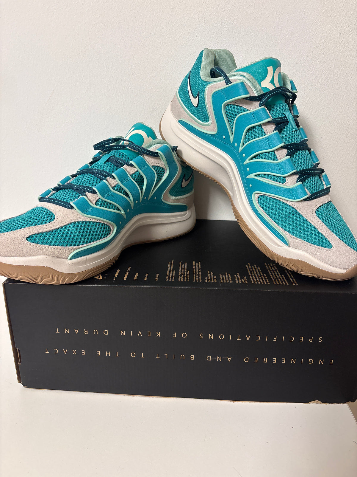 Nike KD18, türkis/weiss/braun, Größe wählbar
