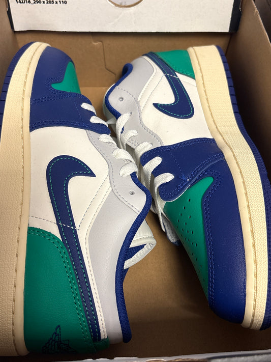 Nike Air Jordan 1 Low in weiss/blau/grün, Größe wählbar
