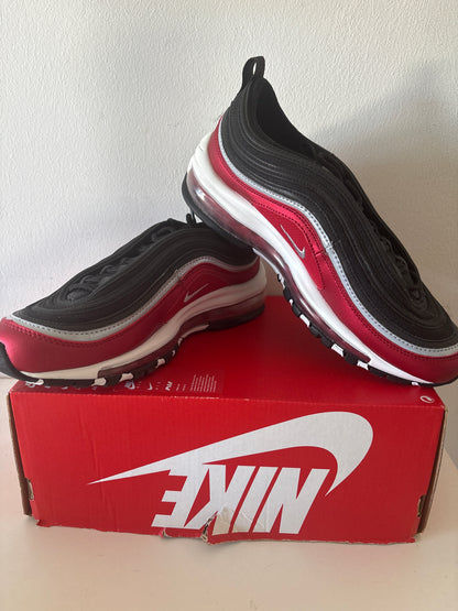 Nike Air Max 97 in schwarz/rot/silber, Größe 39