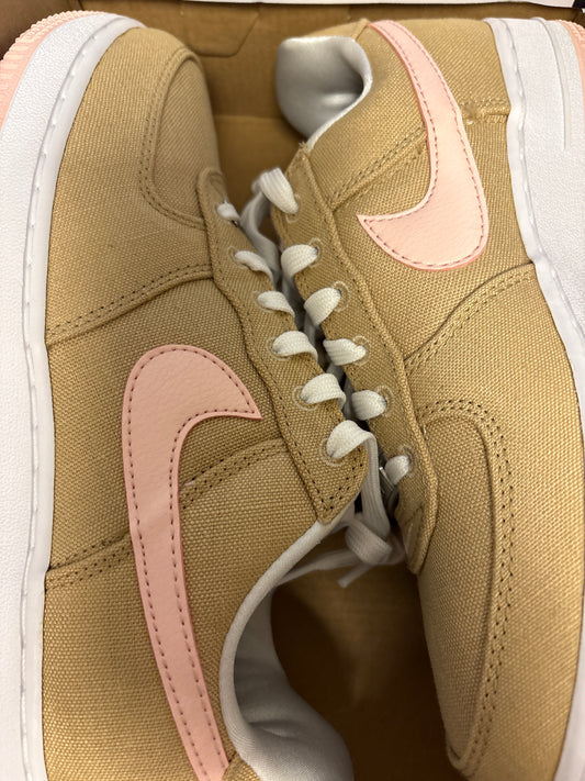 Nike Air Force 1 hellbraun/rosa, Größe wählbar