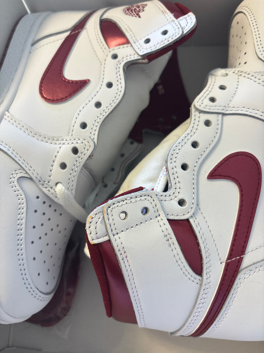 Air Jordan 1 Retro High, Weiß/rot, Größe wählbar