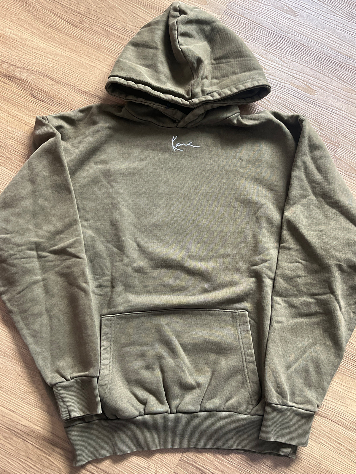 Karl Kani Hoodie in grün/verwaschen, Größe M