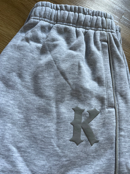 Karl Kani Jogginghose in grau mit verstellbarem Saum, Größe L
