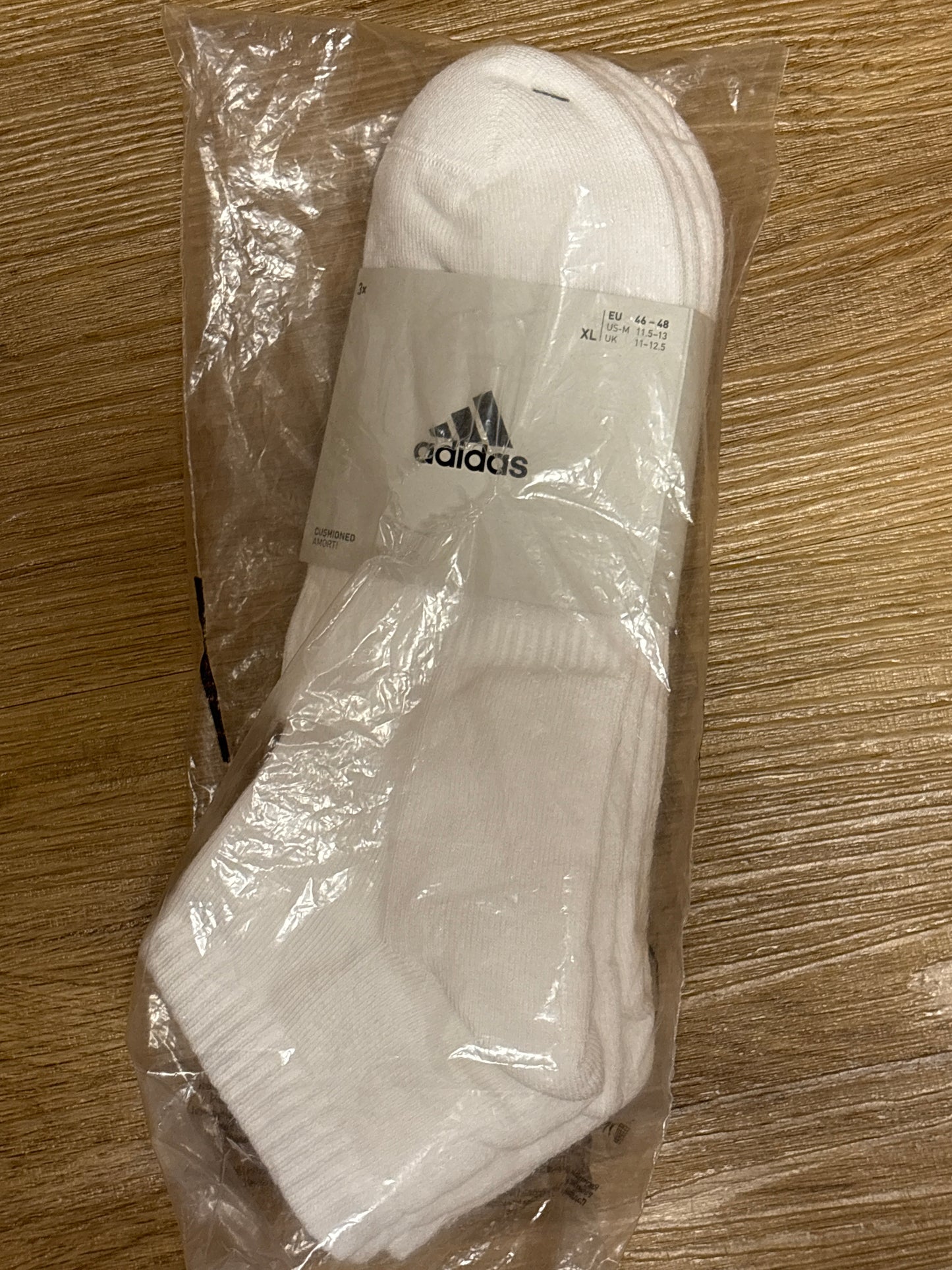 Adidas kurze Socken, 3er Pack in weiß, Größe 46-48