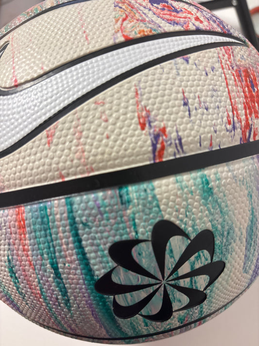 Nike Basketball groß in bunt