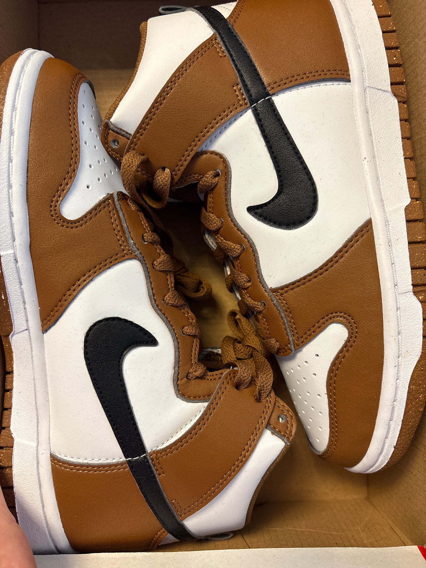 Nike Dunk High, braun /schwarz/weiss, Größe 37,5