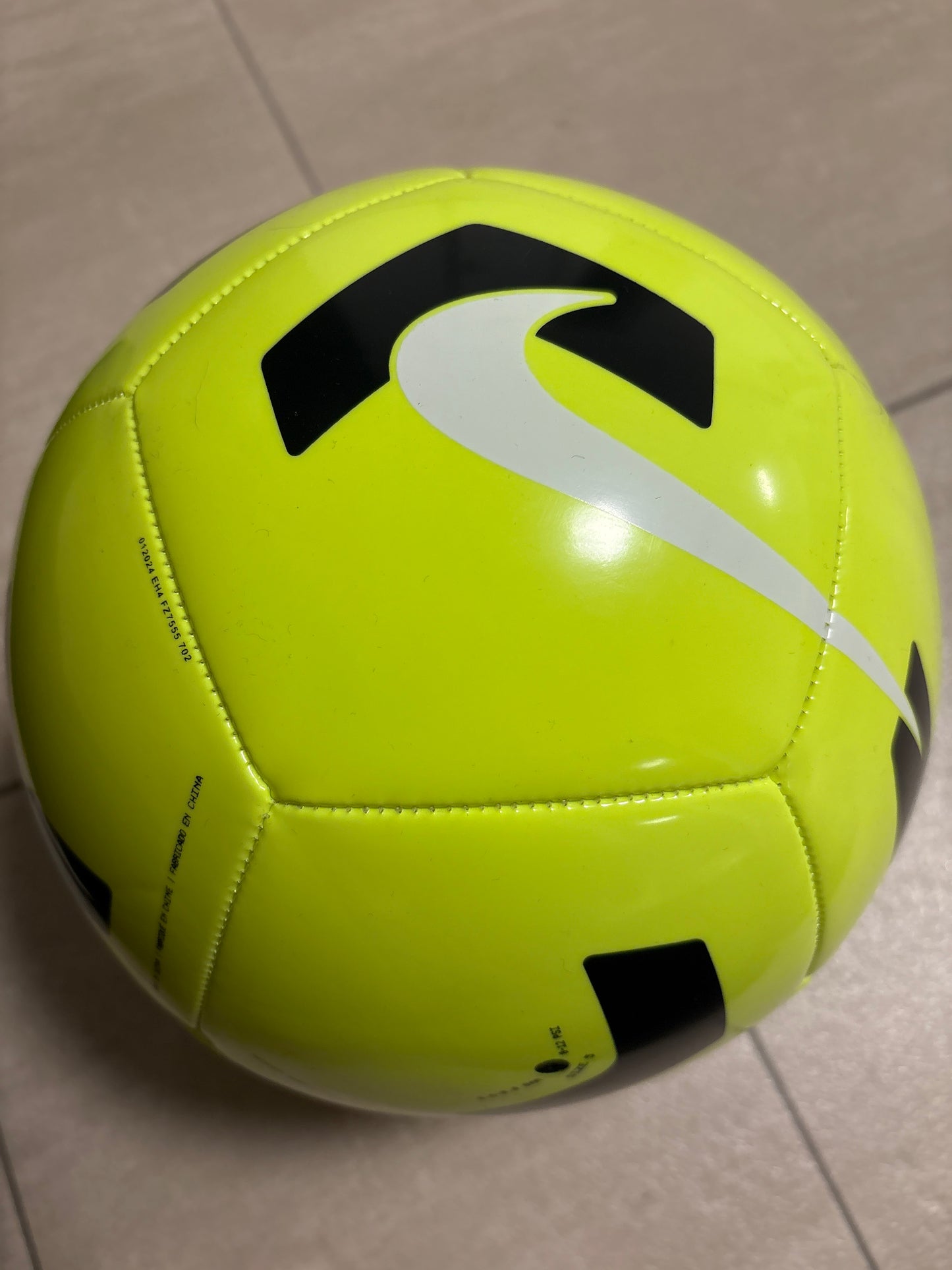 Nike Fußball neon/schwarz