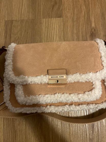 Michael Kors Bradshaw Umhängetasche beige Fell