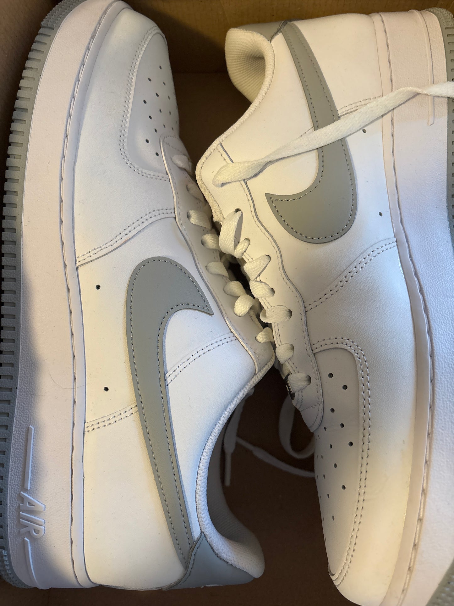 Nike Air Force 1 in weiss/grau, Größe 47