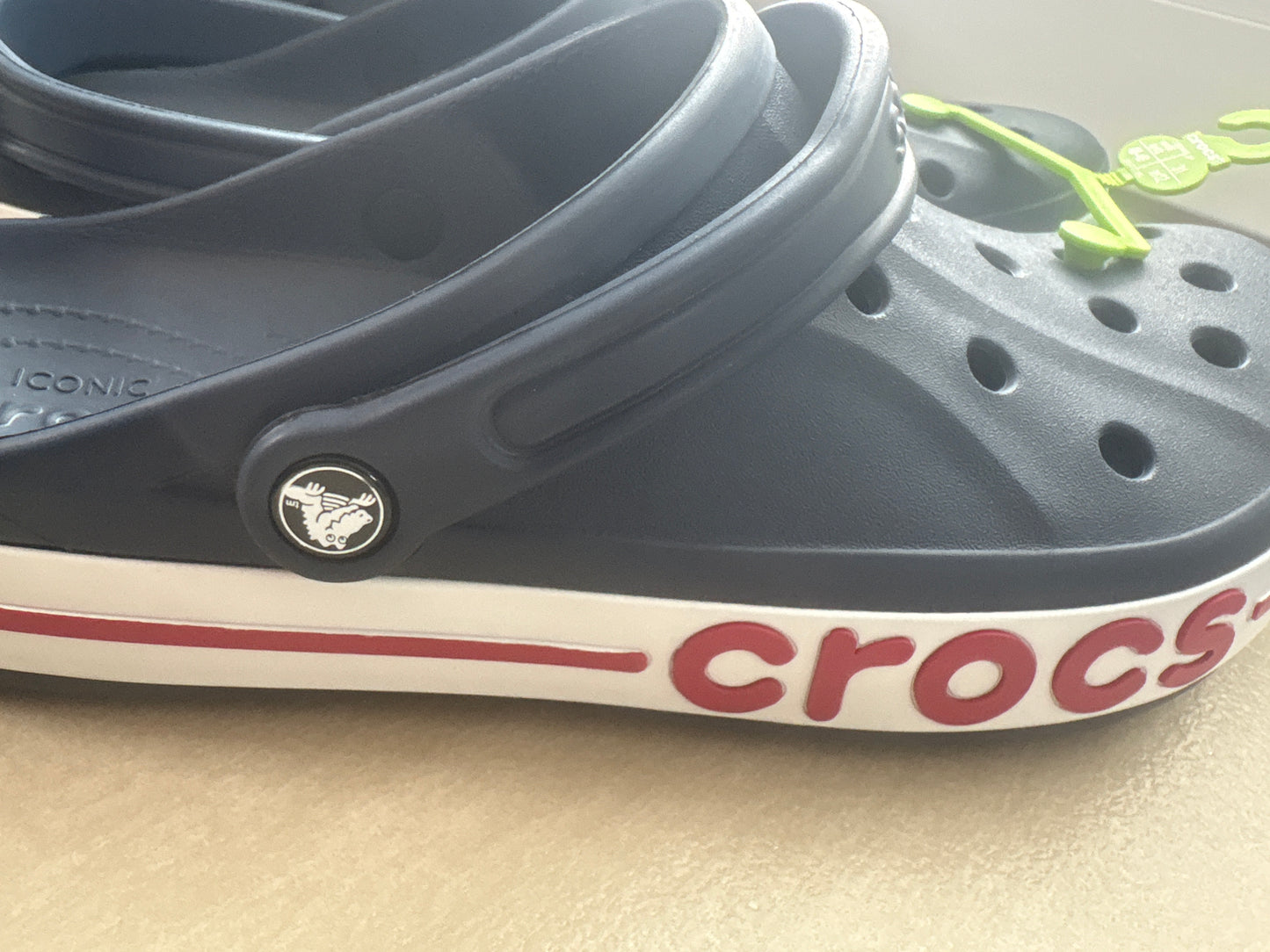 Crocs dunkelblau/weiss, Größe wählbar