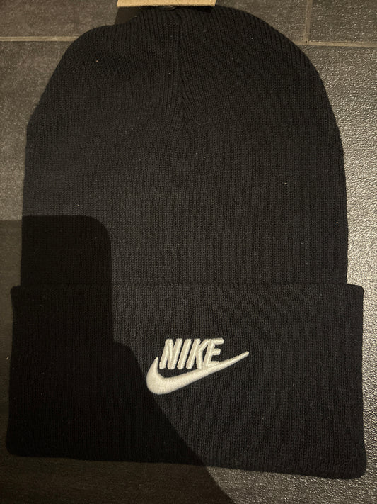 Nike Wollmütze in schwarz mit „Nike“